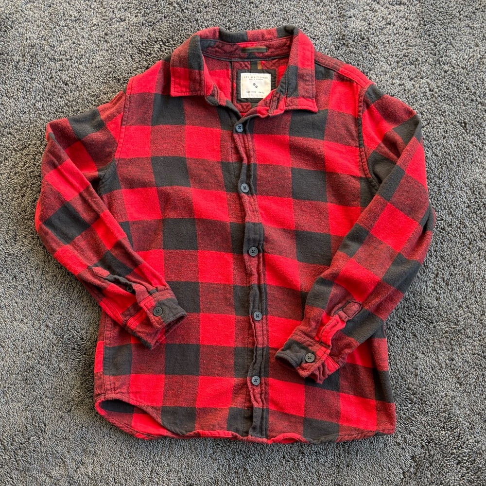 ❄️Denim & Flower (11/12) Red and Black Buffalo Plaid Flannel Shirt❄️